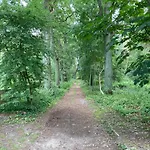 Am Hafen Nyaraló Klausdorf (Vorpommern-Rugen)